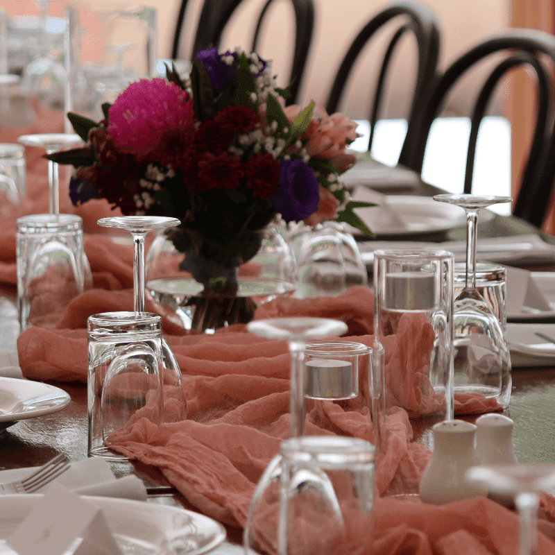 Banquet tables